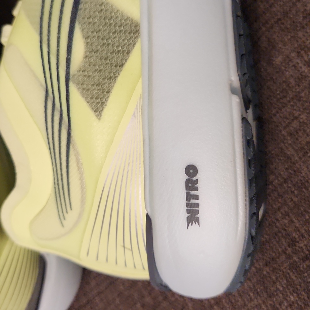 PUMA VELOCITY NITO RUNNING SHOES GREENS MEN'S Size 10. - Picture 6 of 12